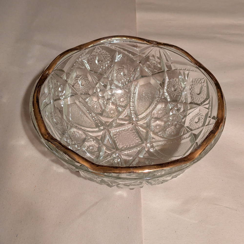 Elegant Glass Bowl with Gold Rim